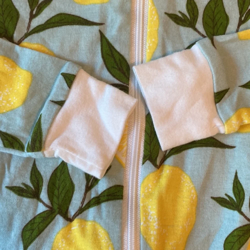 🍋NWOT Milkbarn pjs with lemon print - Picture 3 of 4